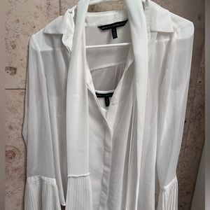 White House Black Market Blouse size 00